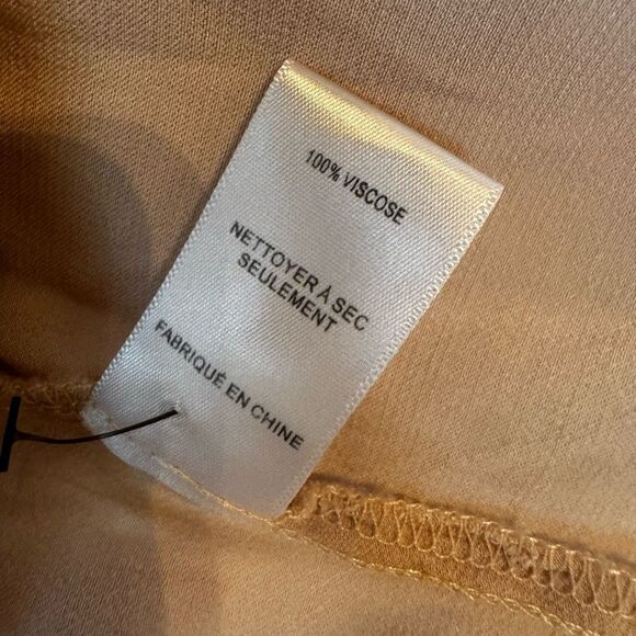 ASTR The Label Lilith Satin Wrap Crop Top size Medium - Picture 8 of 8